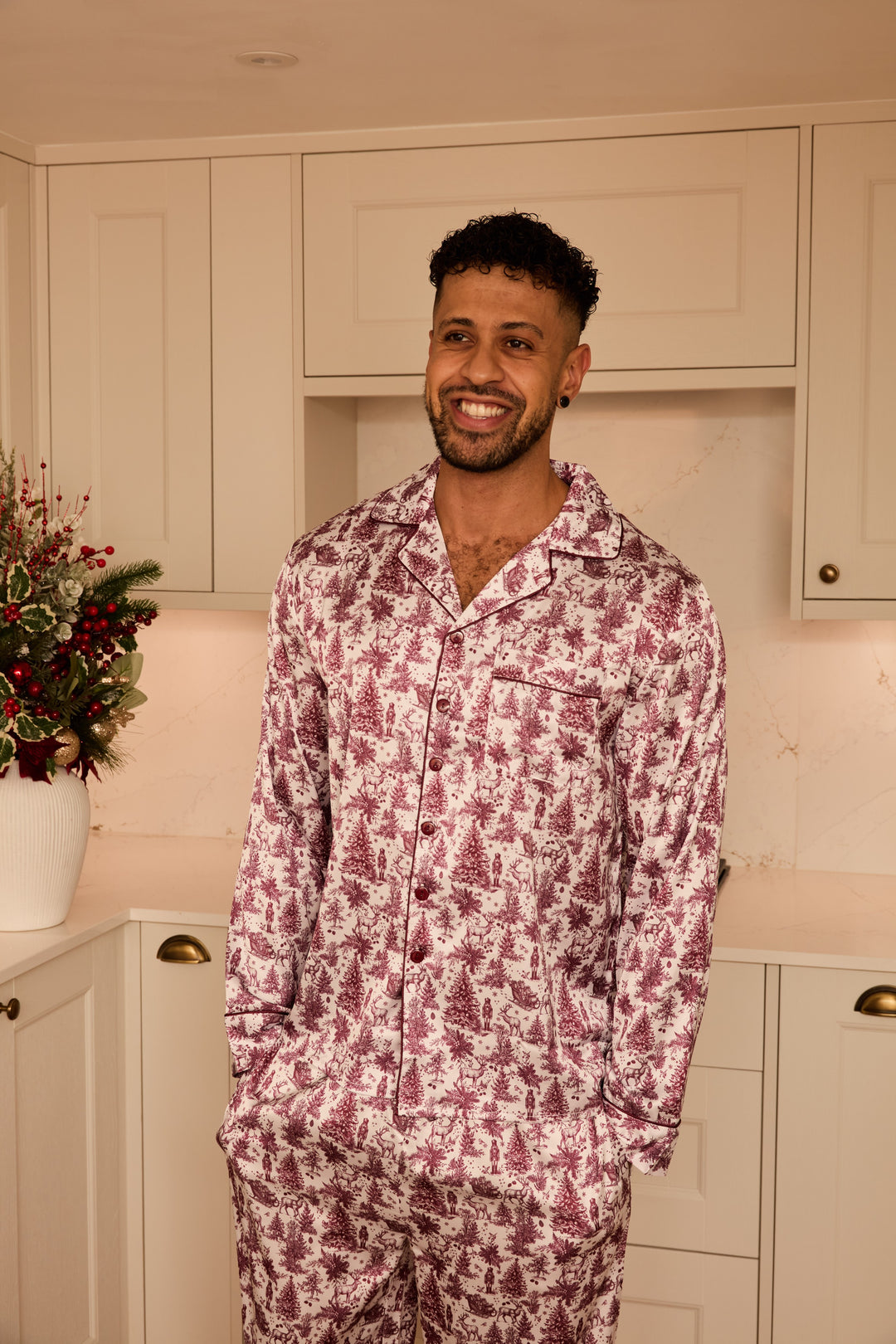ENCHANTED TOILE - Men's Satin Two Piece Long Matching Pyjama Set