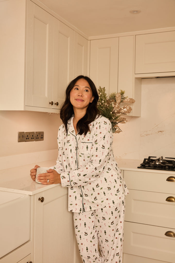 HOLIDAY MAGIC - Women's Two Piece Long Matching Pyjama Set