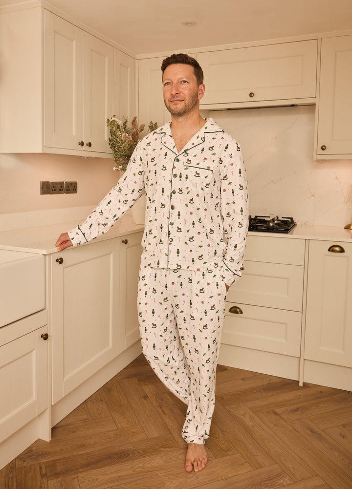 HOLIDAY MAGIC - Men's Two Piece Long Matching Pyjama Set