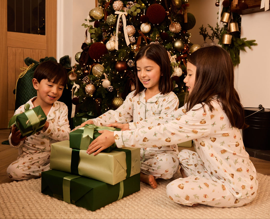 BRING ME SOME FIGGY PUDDING - Children's Two Piece Long Matching Pyjama Set