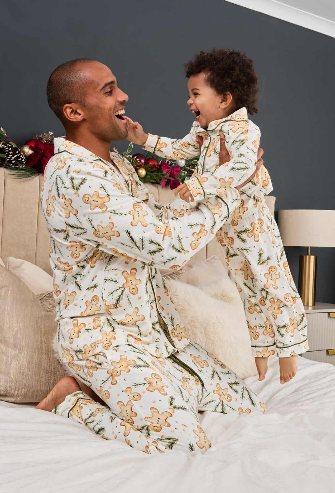 GUMDROP BUTTONS - Men's Two Piece Long Matching Pyjama Set