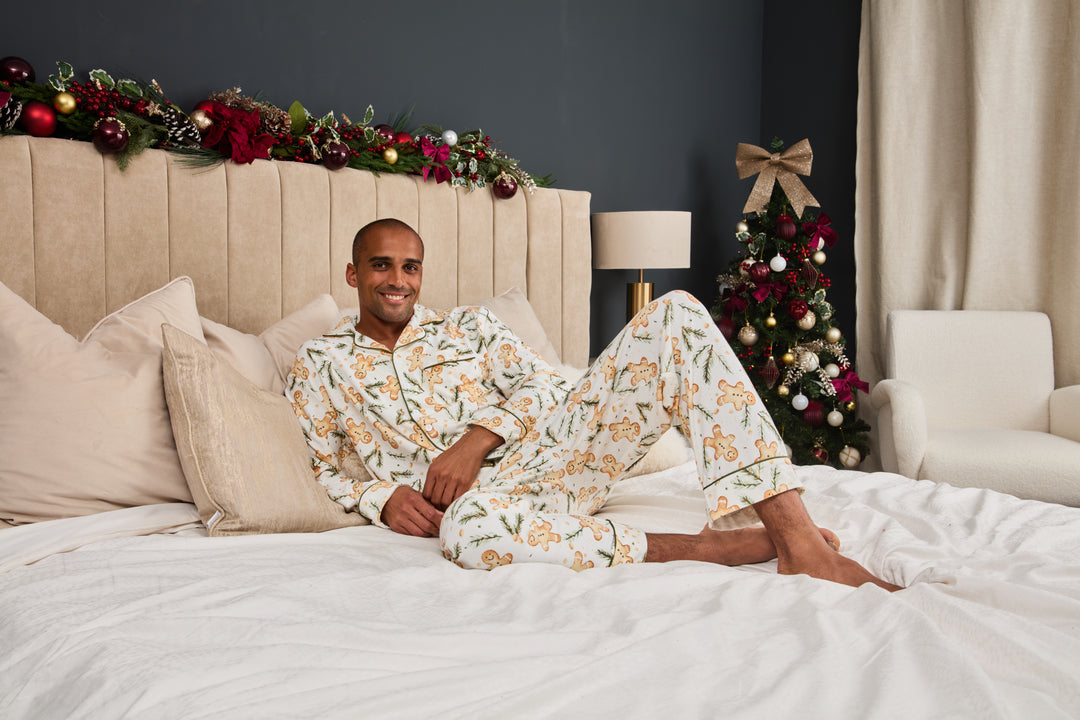 GUMDROP BUTTONS - Men's Two Piece Long Matching Pyjama Set