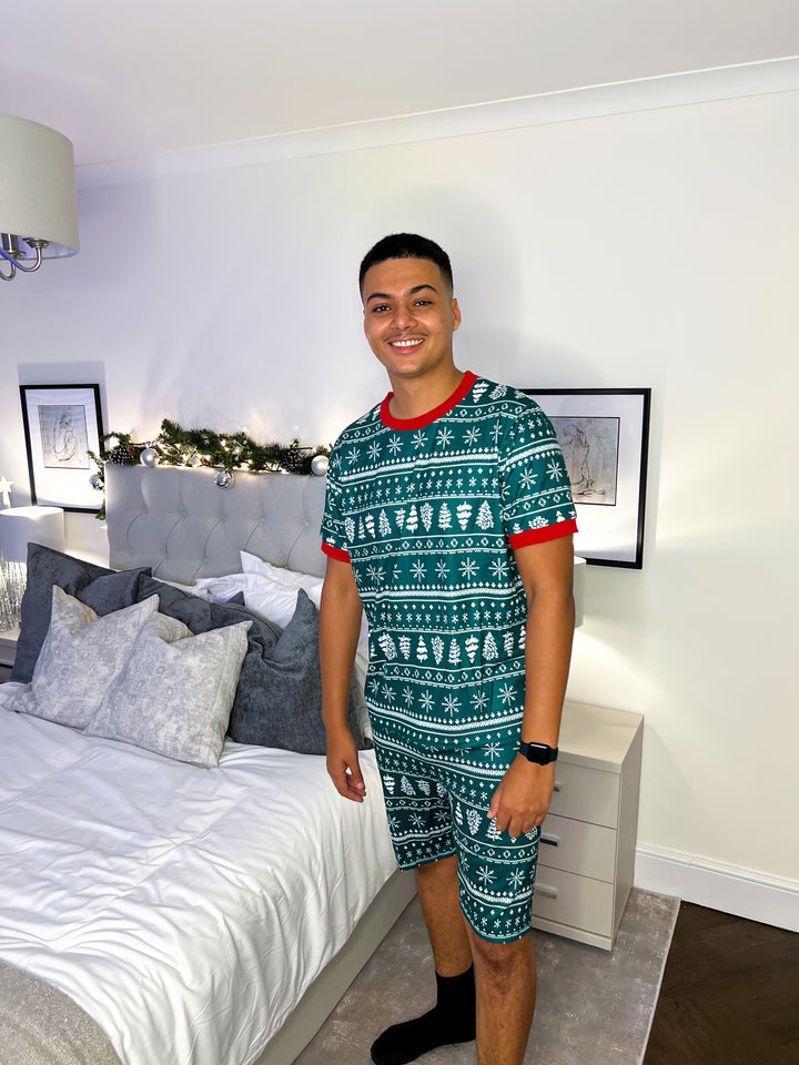 YULETIDE (2023) - Men's Two Piece Short Green Matching Pyjama Set loop