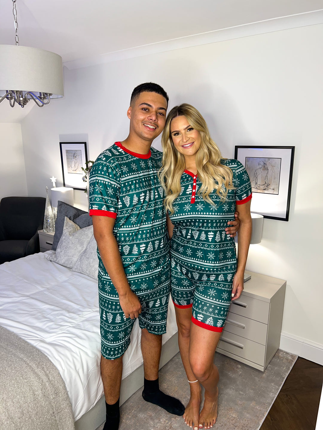 YULETIDE (2023) - Men's Two Piece Short Green Matching Pyjama Set loop