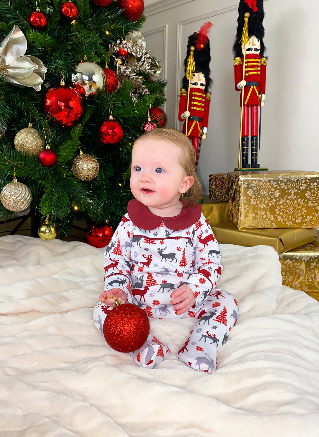 CHRISTMAS KISSES (2023) - Baby's One Piece Red Matching Pyjama Set