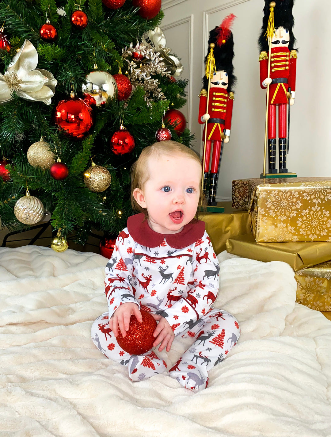 CHRISTMAS KISSES (2023) - Baby's One Piece Red Matching Pyjama Set